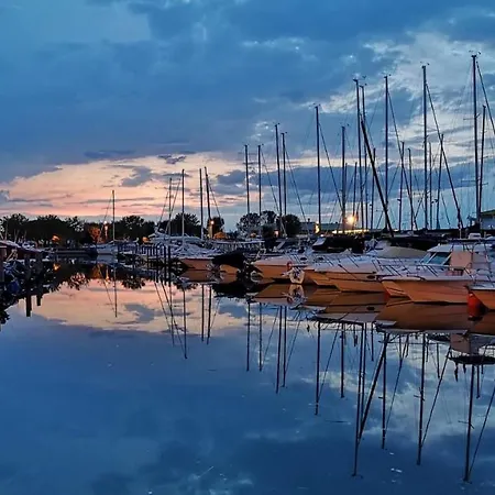 Elegant With Pool And Barbecue * Porto Santa Margherita di Caorle