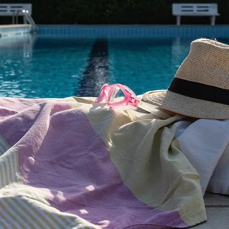 Elegant With Pool And Barbecue Villa Porto Santa Margherita